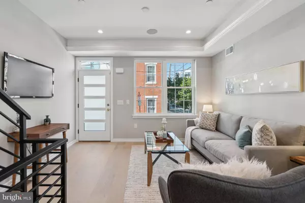 2200 KATER ST, Philadelphia, PA 19146