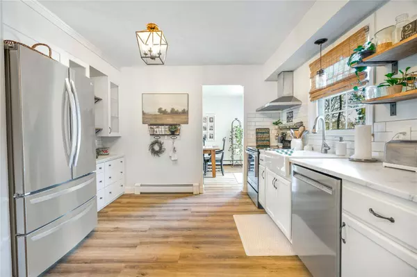 157 Bart DR, Poughkeepsie, NY 12603