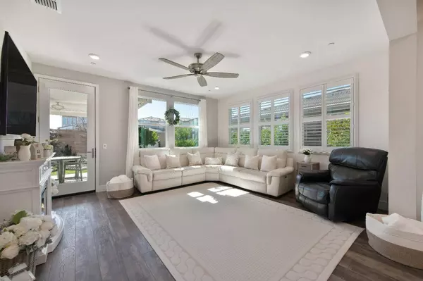 2185 Gemini LN, Roseville, CA 95747