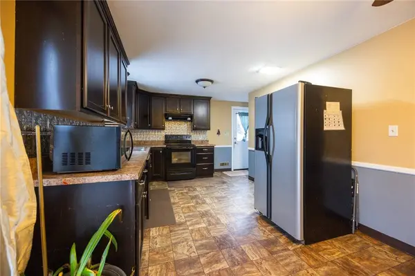 195 Priscilla RD, Woonsocket, RI 02895