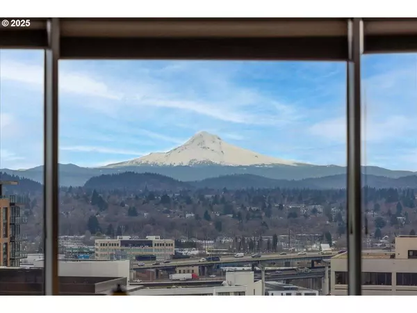 1500 SW 5TH AVE #1703, Portland, OR 97201