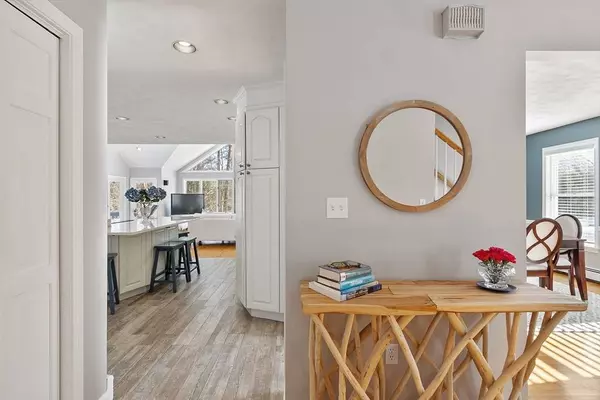 100 Tucker Farm Rd, North Andover, MA 01845