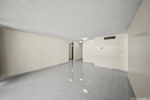 1561 Kanunu ST #801, Honolulu, HI 96814