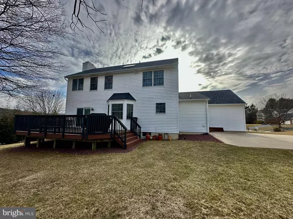 102 FARMHOUSE DR, Exton, PA 19341