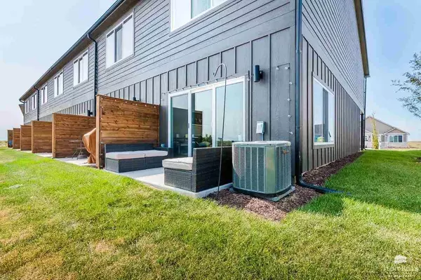 5611 Goheen DR, Manhattan, KS 66503