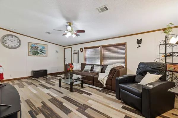 23552 CHRISTMAS CEMETERY RD, Christmas, FL 32709