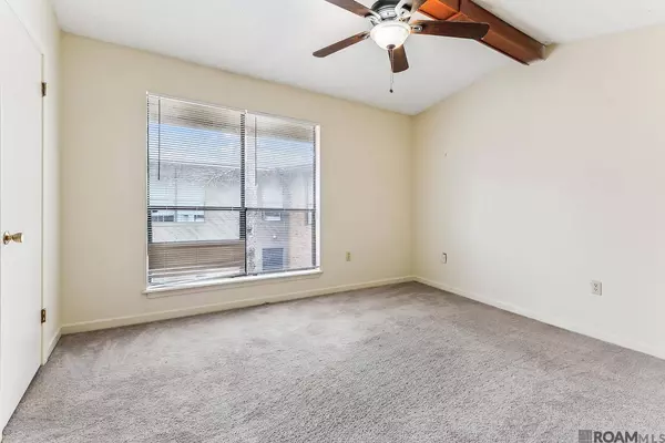 1815 S Brightside View Dr ##E, Baton Rouge, LA 70820