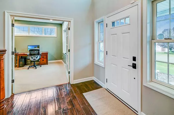 6393 Irving Drive, Sun Prairie, WI 53590
