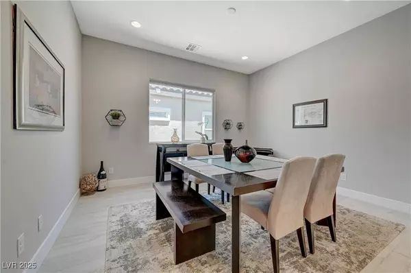 8525 Stokestone Street, Las Vegas, NV 89166