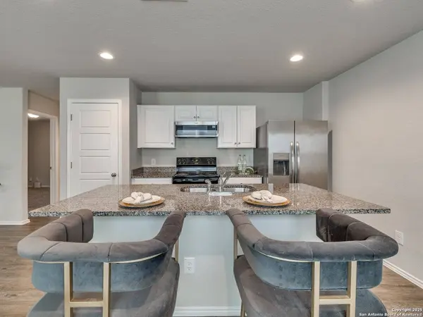 5928 OLSON BLFS, San Antonio, TX 78252-4801