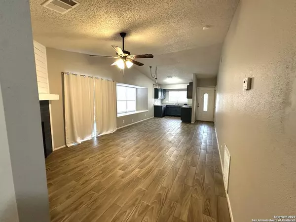 10015 Amber Field, San Antonio, TX 78245