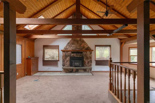 2477 Enefer Rd, Nanaimo, BC V9X 1W4