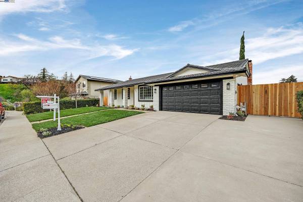 732 Bloching Cir, Clayton, CA 94517