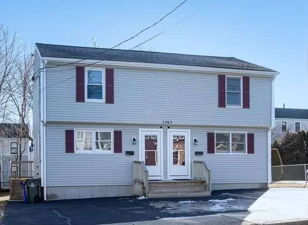 1363 Locust St #West, Fall River, MA 02723
