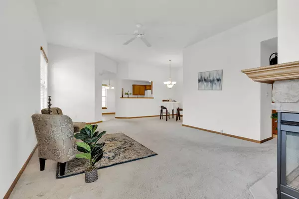 603 Sandur Pl Unit 53095, West Bend, WI 53095