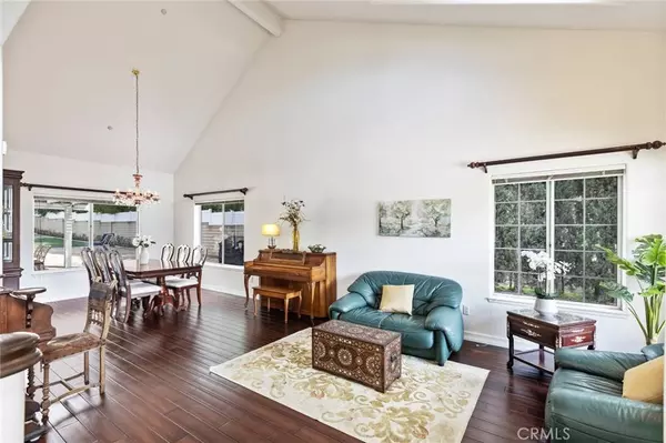 13440 Pala AVE, Sylmar, CA 91342