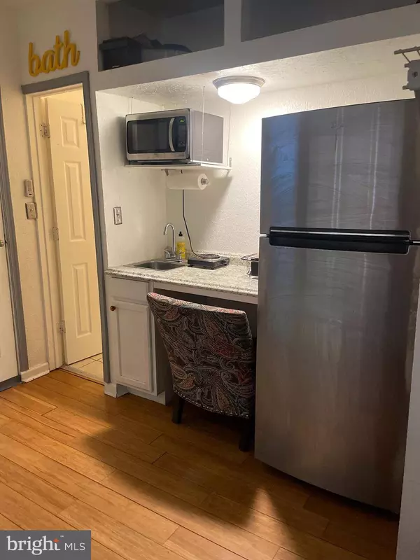 4910 CHESTNUT ST, Philadelphia, PA 19139