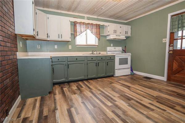 315 Harrison ST, Barnesville, OH 43713