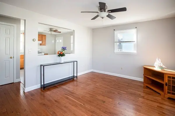 1363 Locust St #West, Fall River, MA 02723