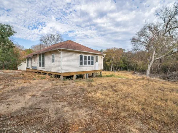 225 Lake Drive, Hickory Creek, TX 75065