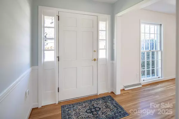 3828 Chandworth RD, Charlotte, NC 28210