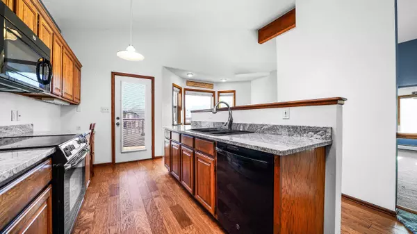 2062 Hodesha Way, Grand Junction, CO 81507-1049