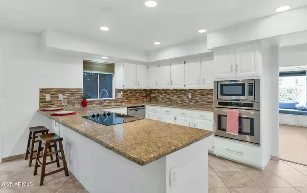 7238 E SOLANO Drive, Scottsdale, AZ 85250