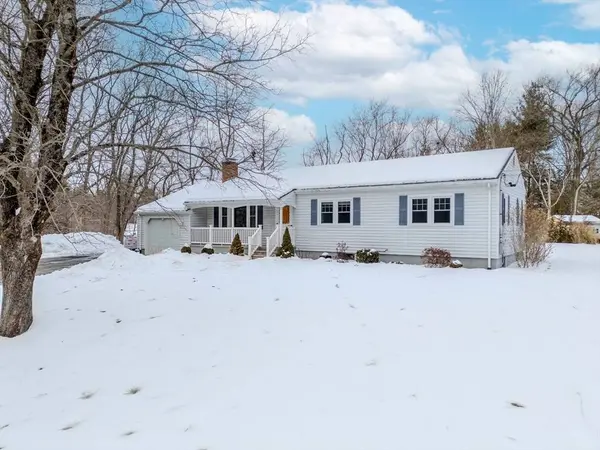 15 Winslow Rd, Chelmsford, MA 01824