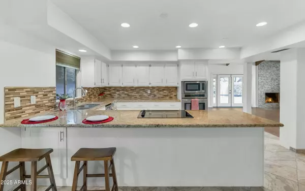 7238 E SOLANO Drive, Scottsdale, AZ 85250