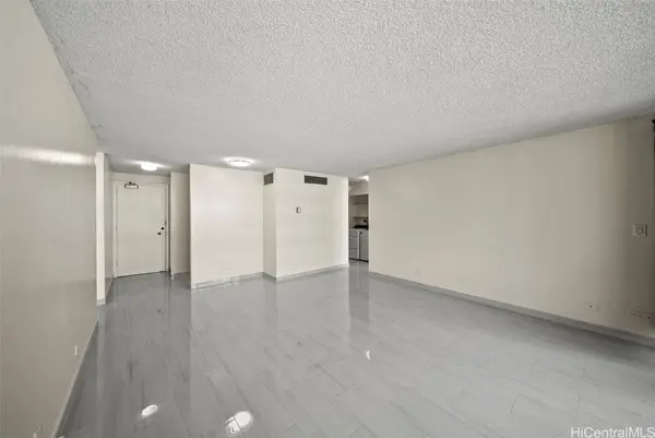 1561 Kanunu ST #801, Honolulu, HI 96814