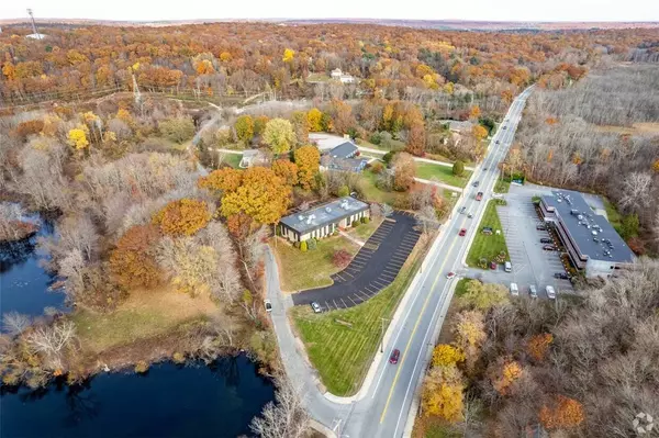 106 Nate Whipple HWY, Cumberland, RI 02864