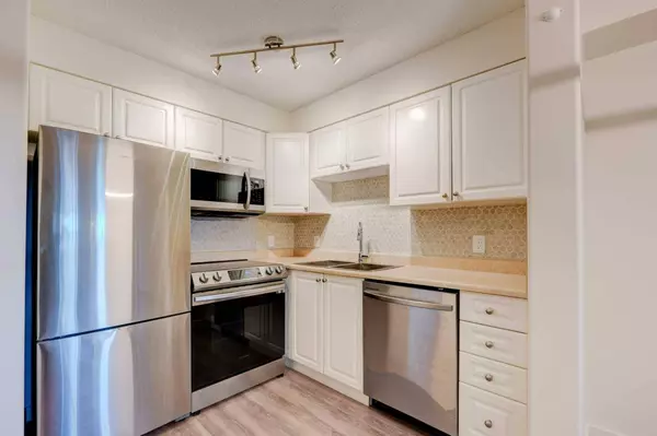 3110 Millrise PT SW #3110, Calgary, AB T2Y3W4