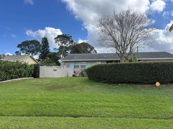 266 SE Walsh TER, Port Saint Lucie, FL 34953