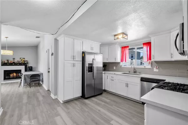 37637 Millbrook LN, Palmdale, CA 93550