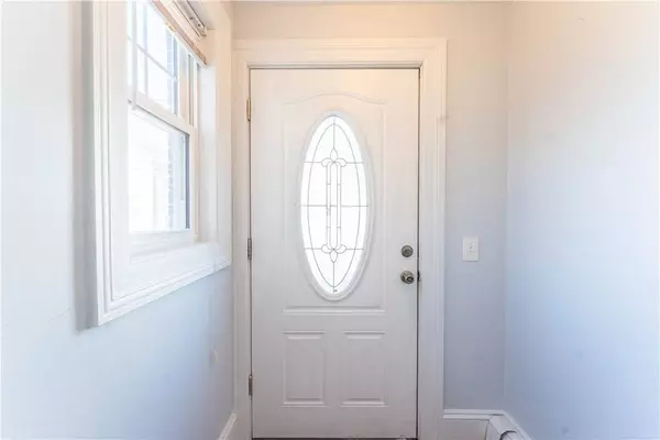 21 John ST, Cumberland, RI 02864