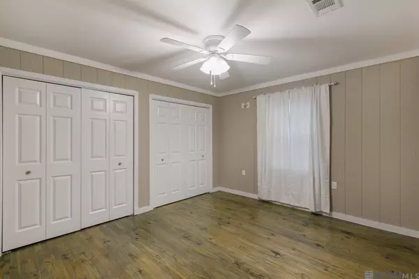 123 Baker St, Napoleonville, LA 70390