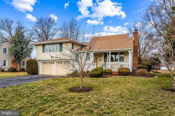 827 HILLTOP RD, Cinnaminson, NJ 08077
