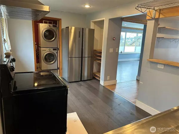 5209 Renton AVE S, Seattle, WA 98118