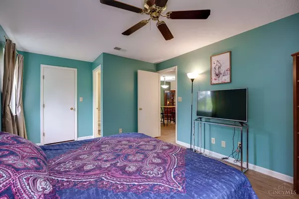 8851 Eagleview Dr #8, West Chester, OH 45069