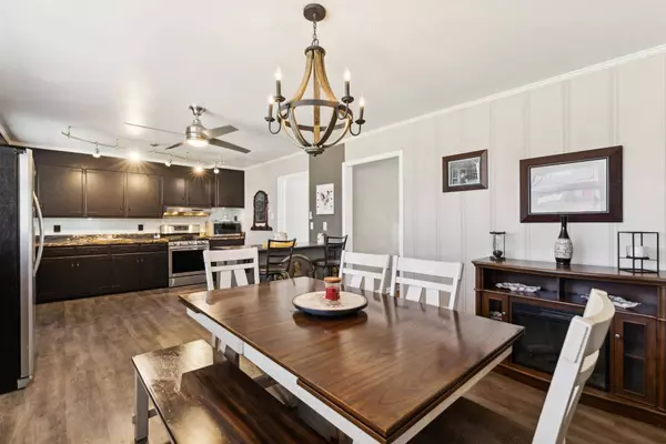 206 Jackson Heights Rd, Columbia, TN 38401