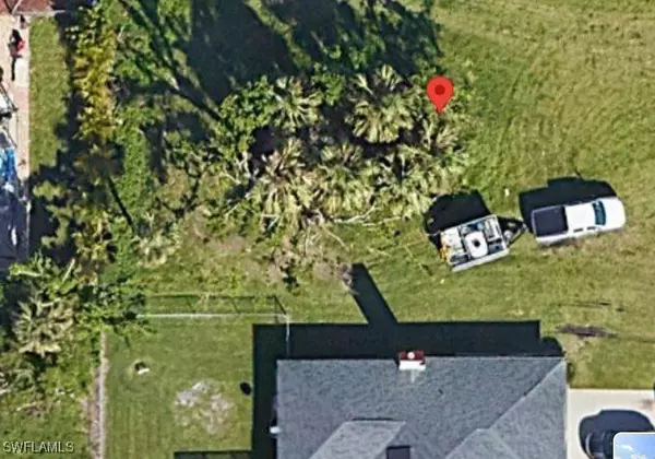 1826 NW 27th PL, Cape Coral, FL 33993