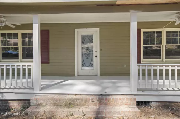 629 Cherry Lane, Laurel, MS 39440