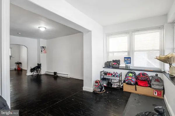 6644 UPLAND ST, Philadelphia, PA 19142