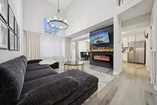 371 Persimmon Court, Bartlett, IL 60103