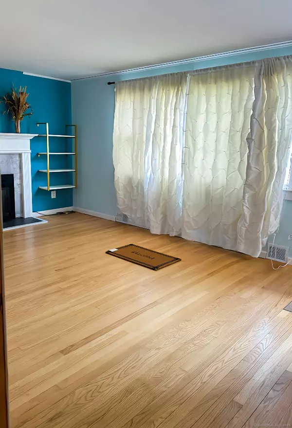 64 Central Avenue, West Haven, CT 06516