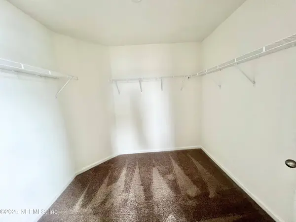 11162 SPRING MEADOWS RD, Jacksonville, FL 32222