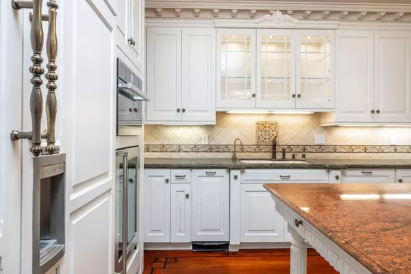 222 6th AVE 102, San Mateo, CA 94401