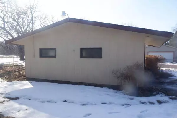 1748 Park Avenue, Kalamazoo, MI 49004