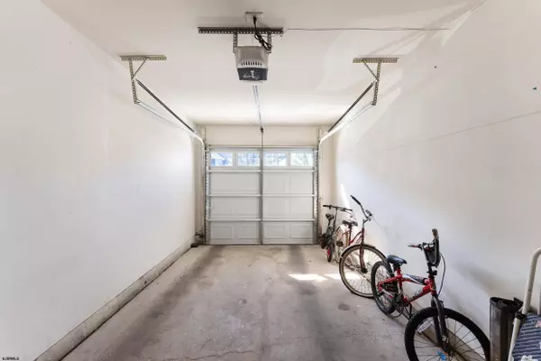 16 Lighthouse #16, Atlantic City, NJ 08401