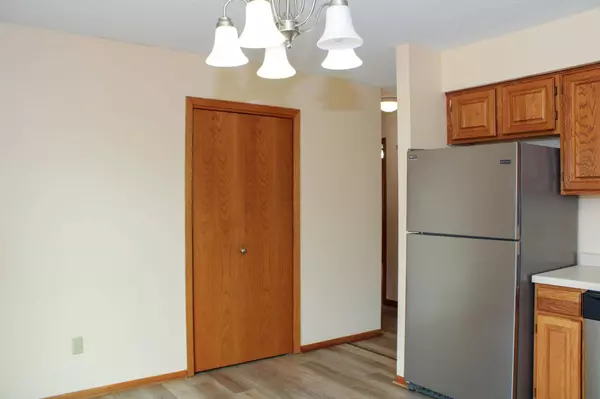 3026 25th ST NW, Rochester, MN 55901